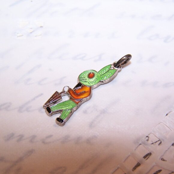 Vintage WELLS Sterling Silver Enamel Charm - Walking Rabbit with Umbrella - Picture 3 of 4
